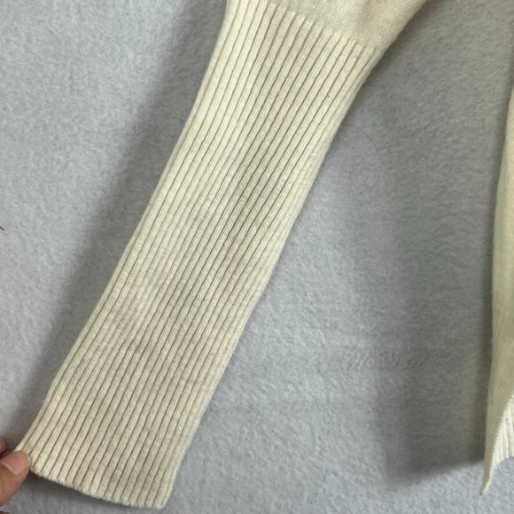 Naif Montreal Knit Sweater Womens M Ivory Wool Cashmere Blend Ribbed Trim Hi-Low - Picture 4 of 10